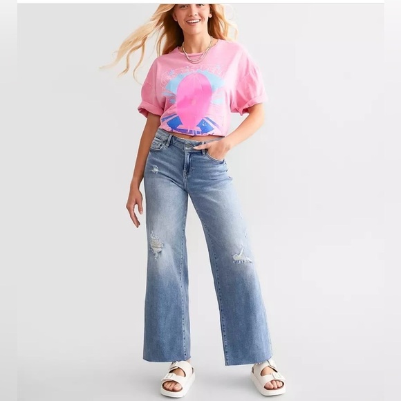 Denim - Mid Rise Slightly Distressed Nori Jean. NWT